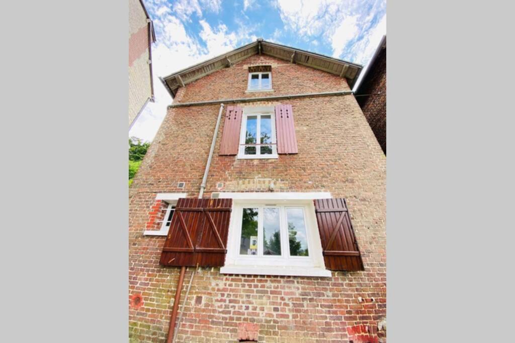Appartement Rez-De-Chaussee Laon Exterior foto