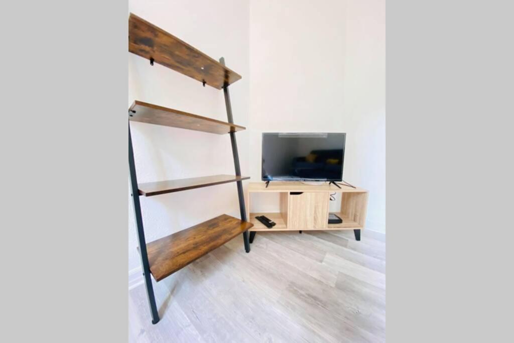 Appartement Rez-De-Chaussee Laon Exterior foto